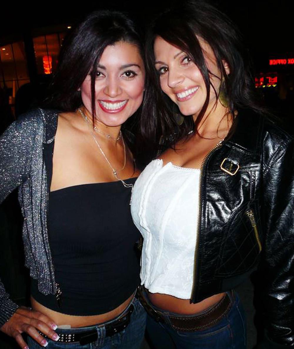 16P Denise Milani unseen hot private candid photos