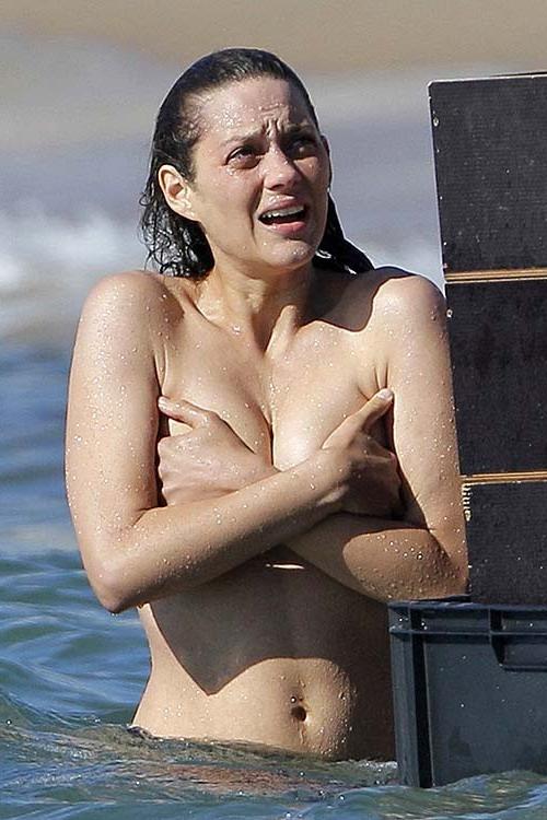 16P Marion Cotillard sexy and hot topless and big nipples paparazzi photos