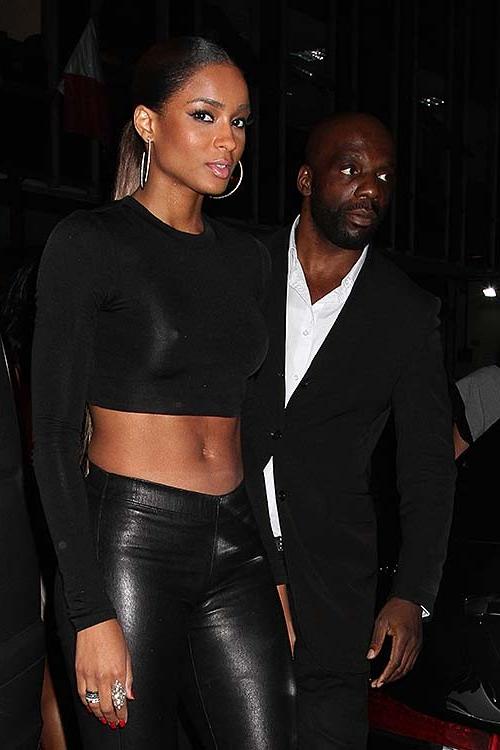 16P Ciara fucking sexy and hot nipple slip and hot ass paparazzi photos