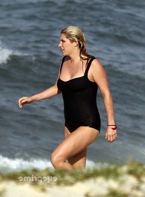 16P Kesha Sebert sexy and hot bikini and nipple slip paparazzi photos