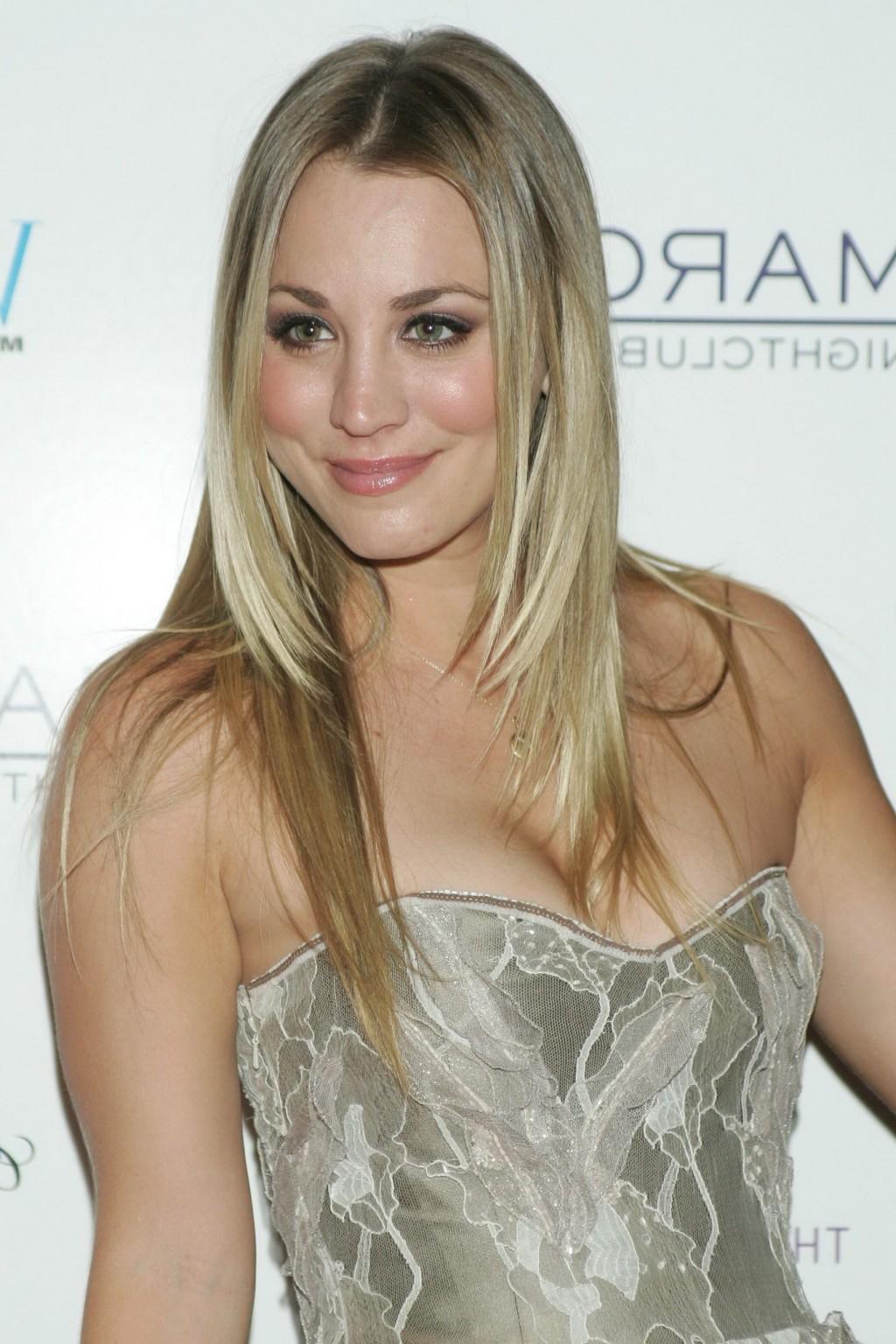 16P Kaley Cuoco showing huge cleavage at Vegas Magazine launch party
