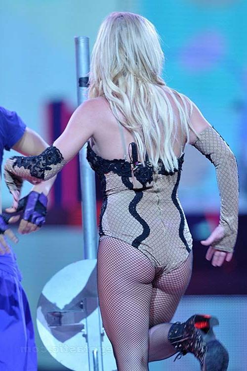 16P Britney Spears fucking sexy and hot upskirt and see thru paparazzi photos