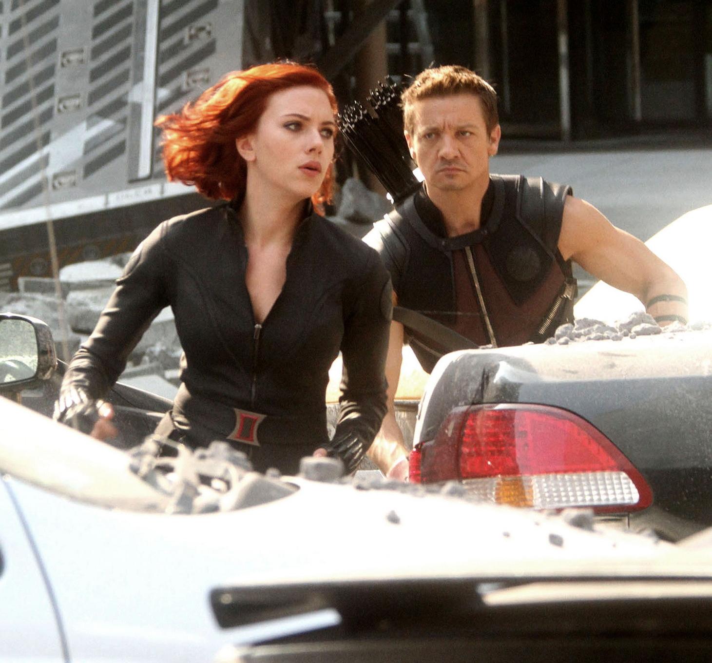 16P Scarlett Johansson leaked personal nude pics made by the cell phone