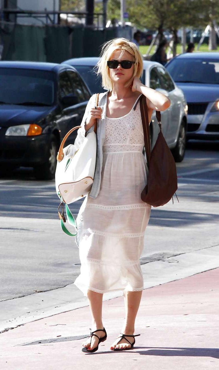 16P Rachael Taylor showing her ass upskirt and in see thru dress paparazzi pictures