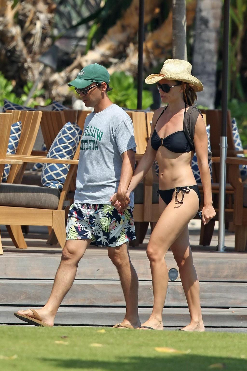 16P Hilary Swank wearing sexy black bikini poolside in Hawaii