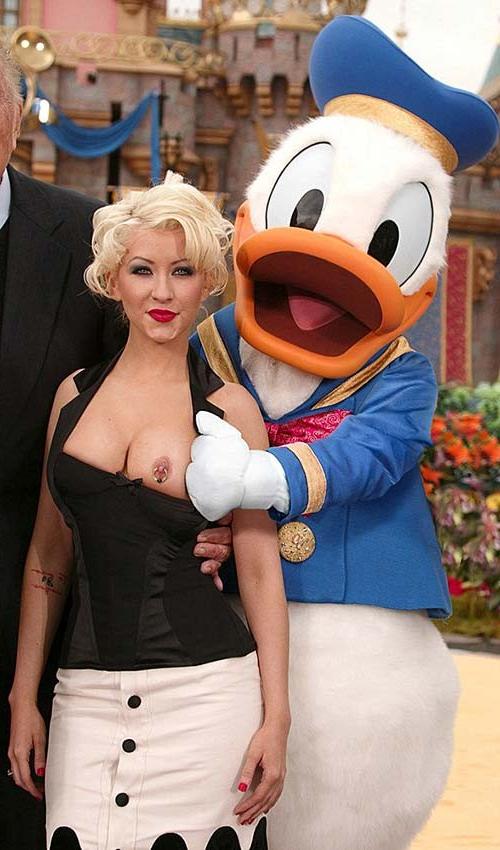 16P Christina Aguilera exposing fucking sexy body and huge boobs