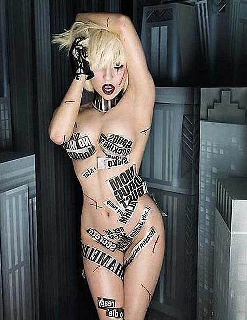 16P Lady Gaga posing nude and showing big boobs and nice pussy