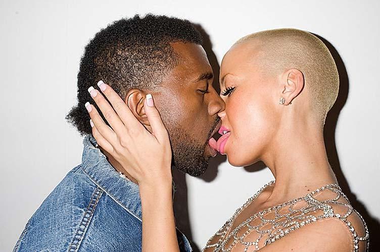 16P Amber Rose exposing her sexy body and huge boobs on private photos