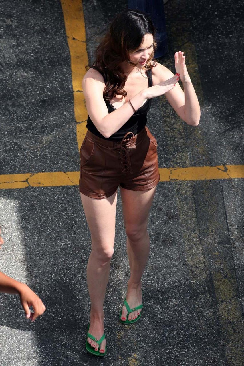 16P Megan Fox exposing fucking sexy body in bikini and huge cleavage