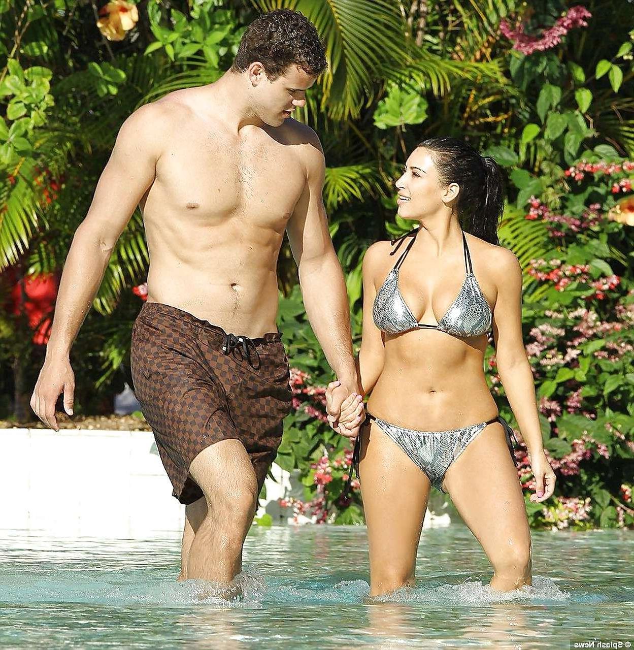 16P Kim Kardashian showing white panties upskirt and enjoy in bikini with boyfriend
