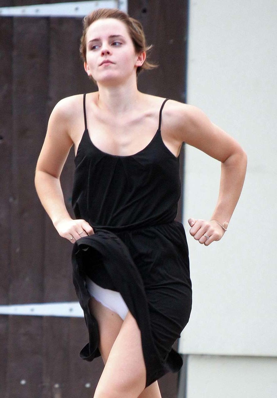 16P Emma Watson fucking sexy and hot paparazzi upskirt photos