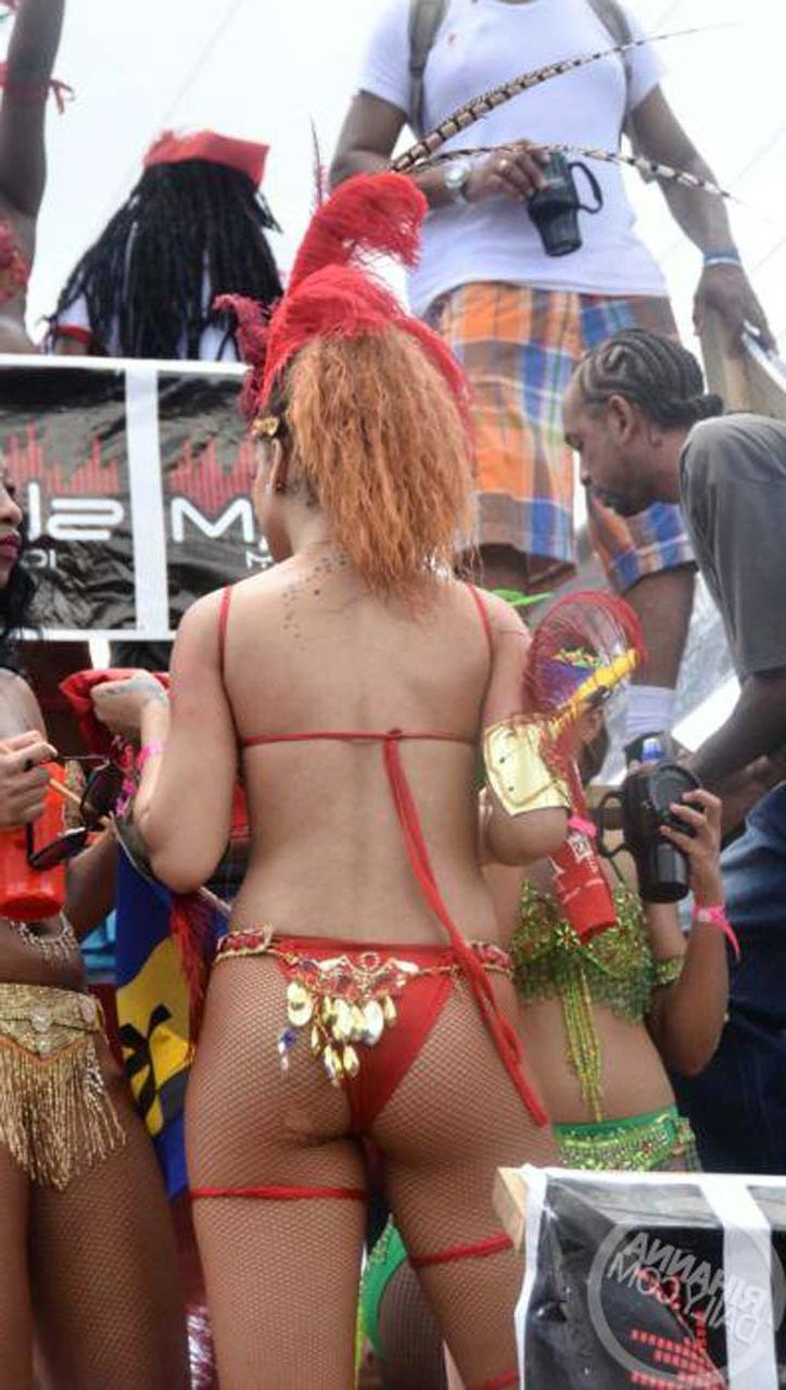 16P Rihanna exposing her sexy body and hot ass while she is dressed like a whore