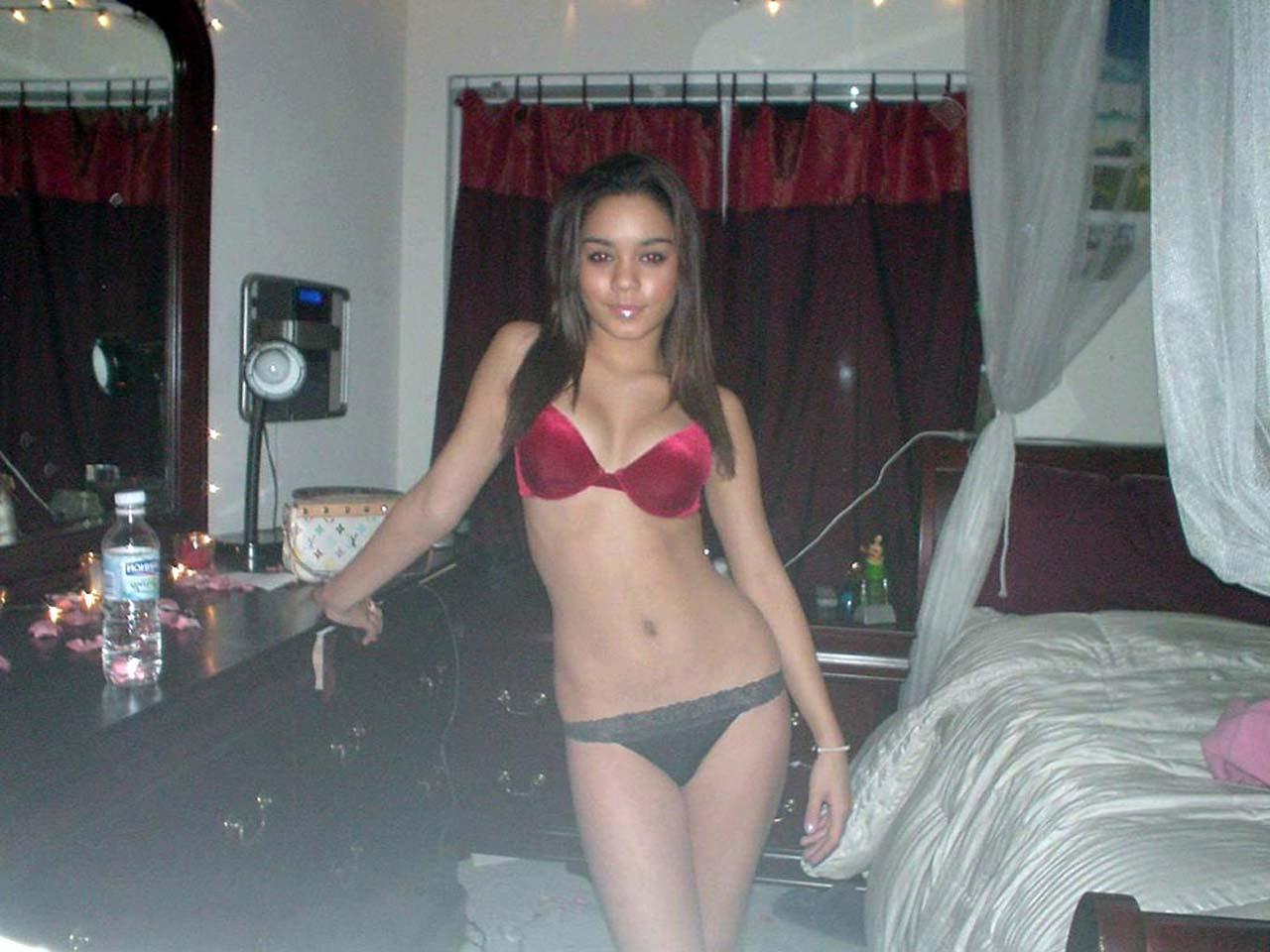 16P Vanessa Hudgens posing and showing her sexy body and hot ass
