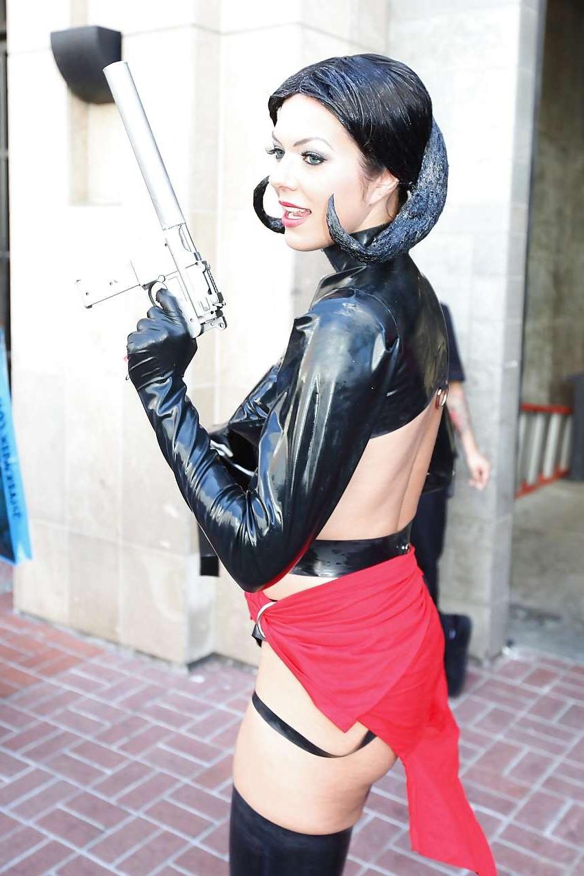 16P Adrianne Curry sunbathing topless and posing in fuckme boots