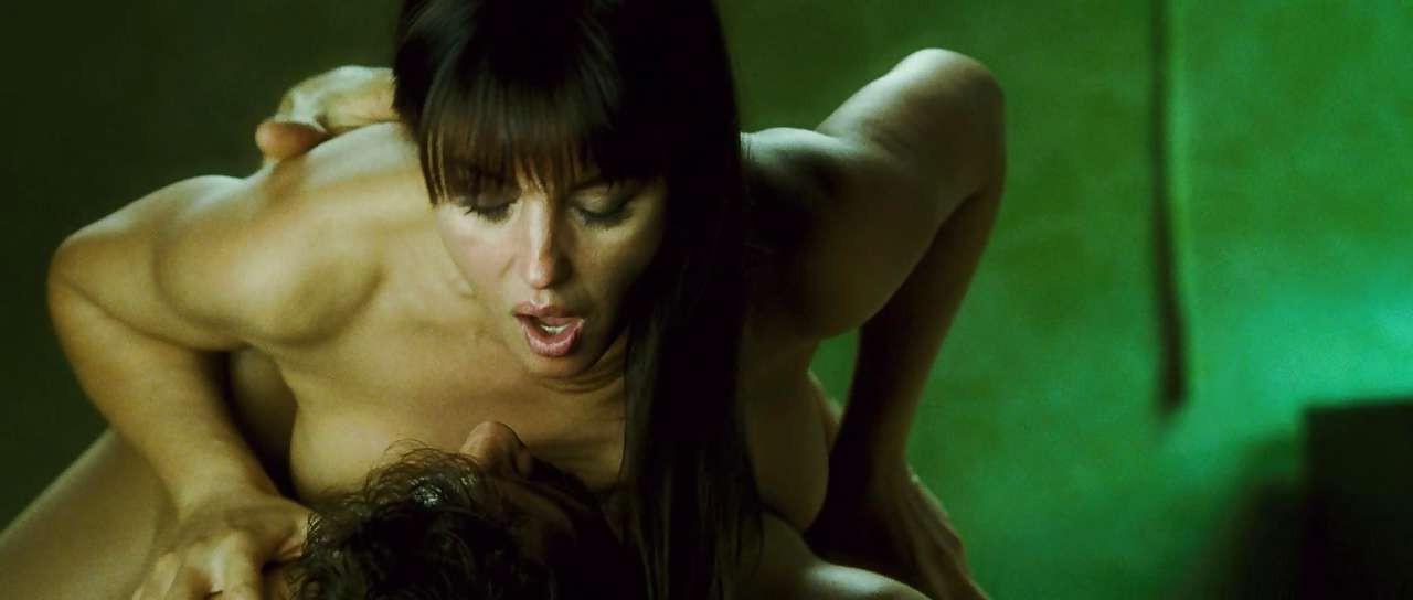 16P Monica Bellucci showing her nice big tits and fucking and posing in stockings
