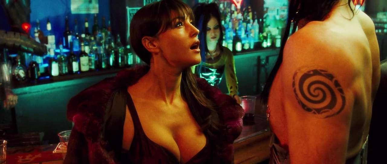16P Monica Bellucci showing her nice big tits and fucking and posing in stockings