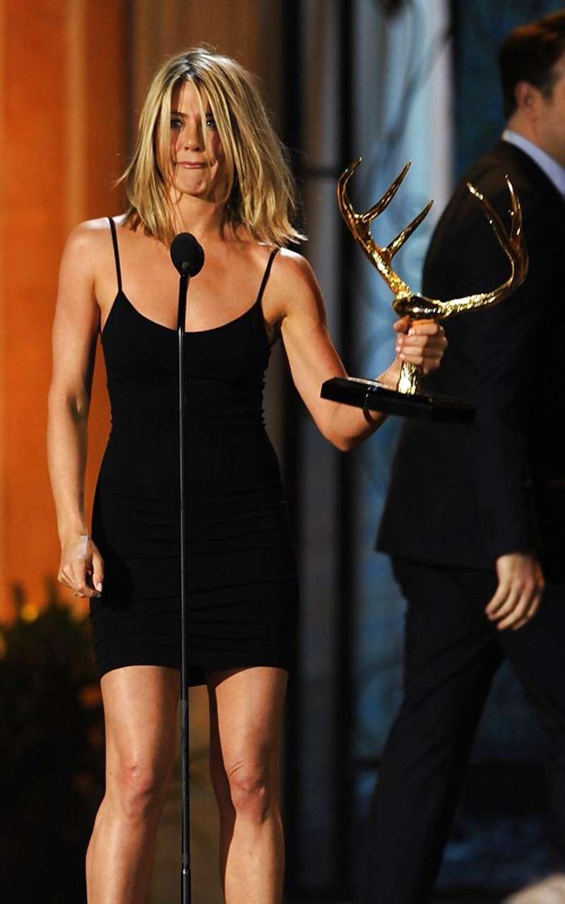 16P Jennifer Aniston showing her amazing legs in black mini skirt paparazzi pictures