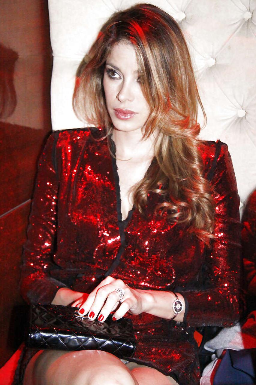 16P Aida Yespica showing transparent panties upskirt paparazzi pictures and her big 