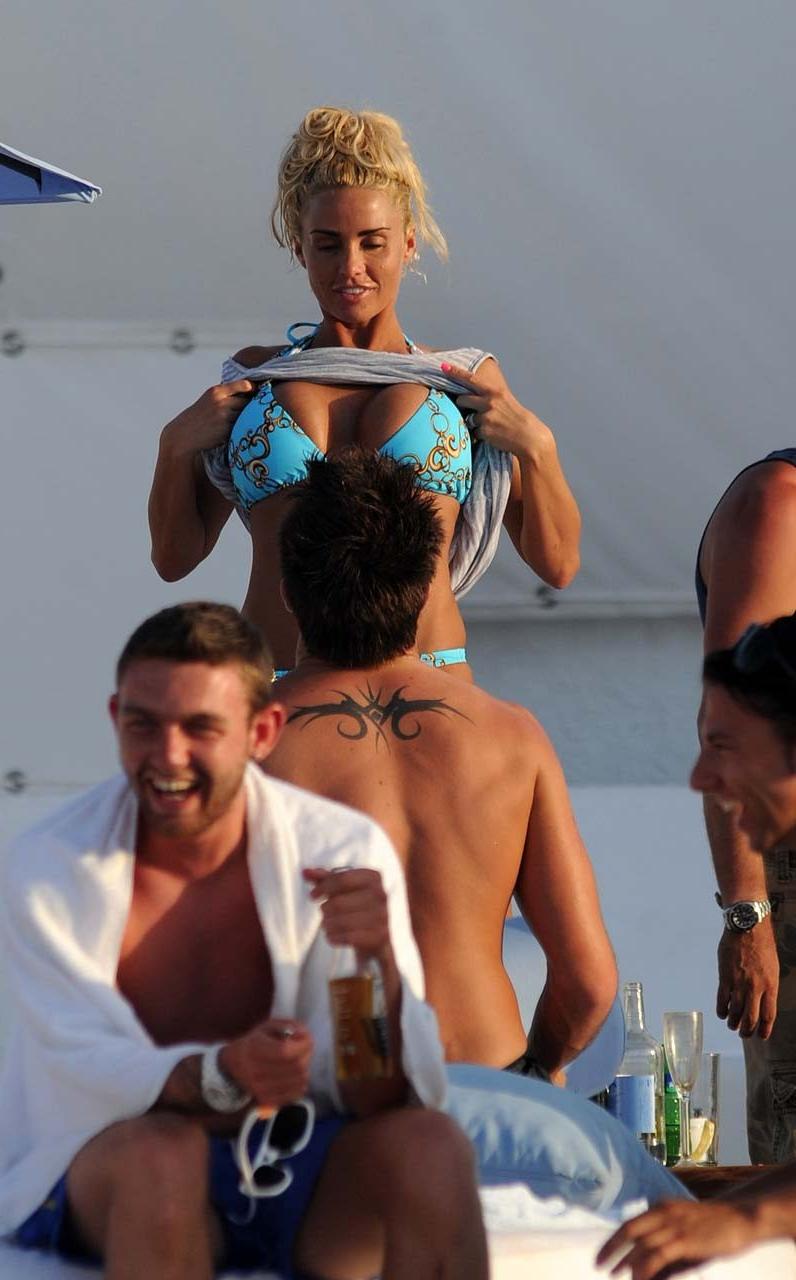 16P Katie Price Jordan looking sexy in bikini with boyfriend in pool paparazzi pictu