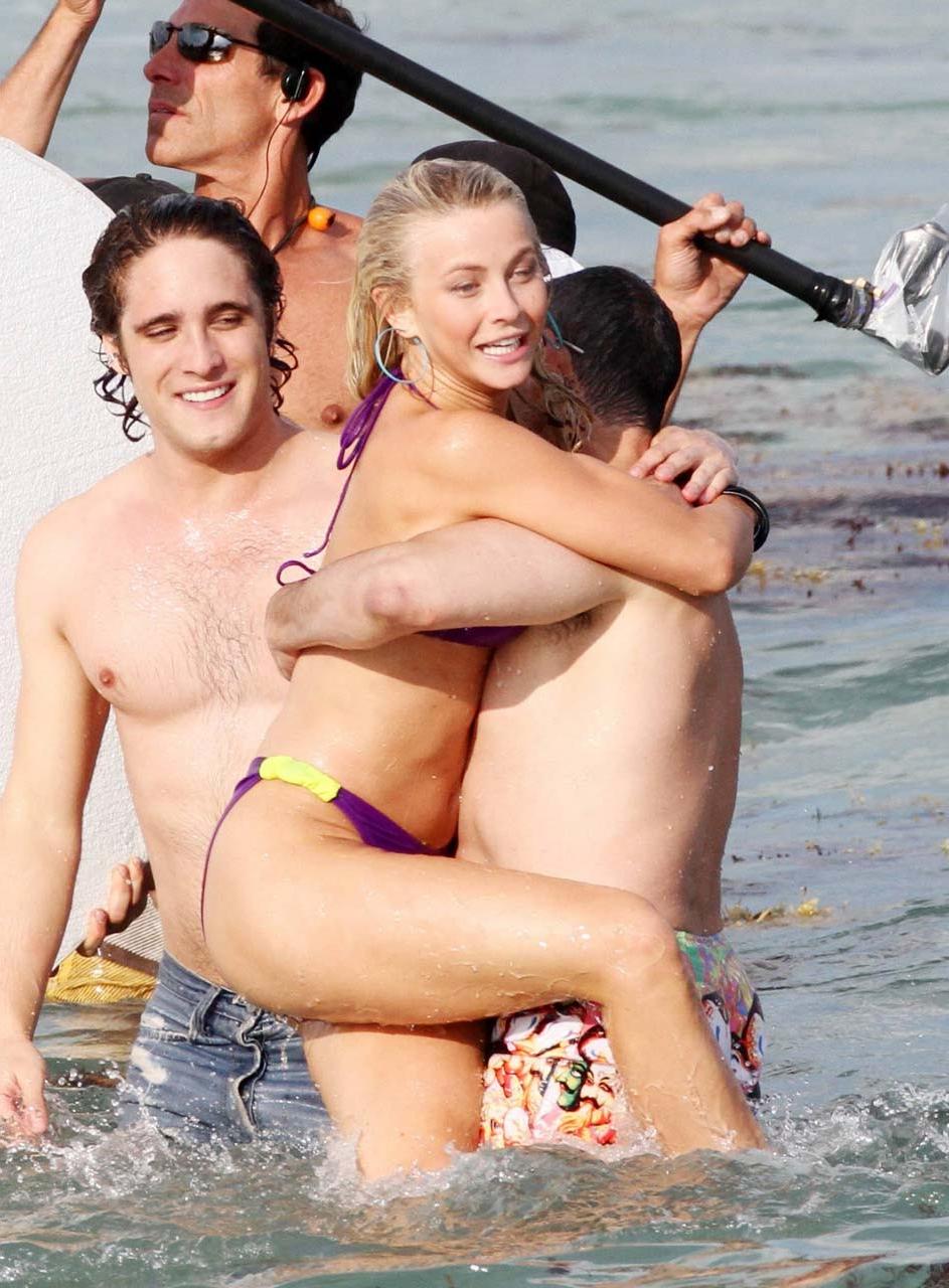 16P Julianne Hough showing her great ass in thong bikini on beach paparazzi pictures