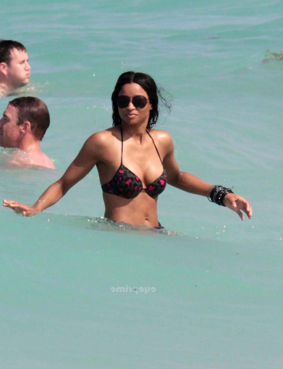 16P Ciara exposing her fucking sexy body and huge cleavage in bikini on beach