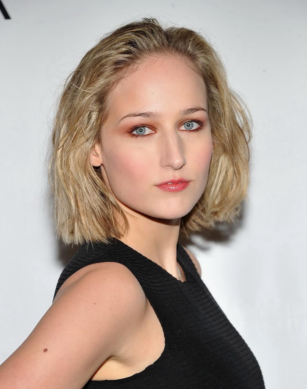 16P Leelee Sobieski topless but hiding her boobs for 'I Love You' magazine photoshoo