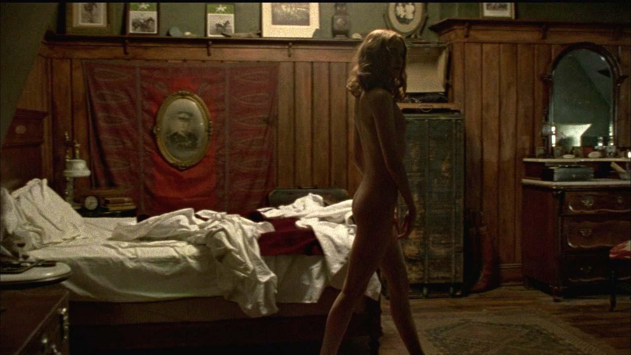 16P Evan Rachel Wood exposing her nice big boobs and hairy pussy in nude movie scene