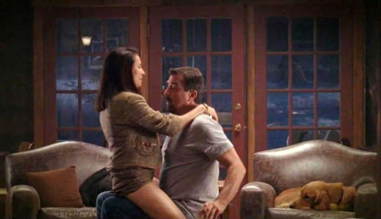 16P Mimi Rogers exposing her hairy pussy and huge boobs and riding some guy in nude 