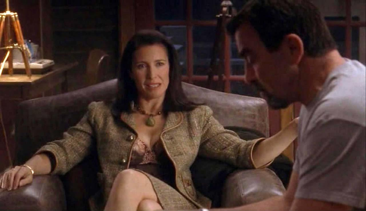 16P Mimi Rogers exposing her hairy pussy and huge boobs and riding some guy in nude 