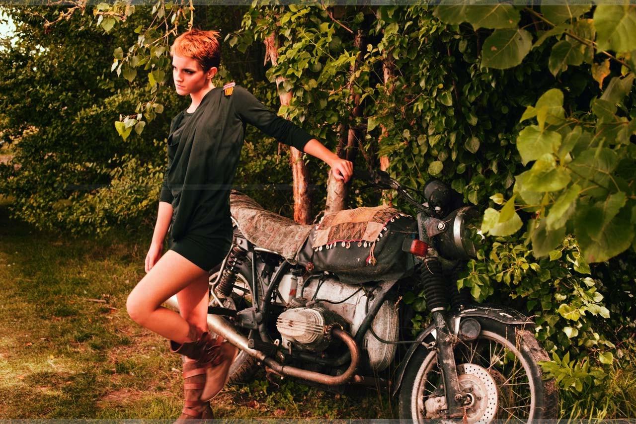 16P Emma Watson looking fucking sexy and hot in nice see thru dress