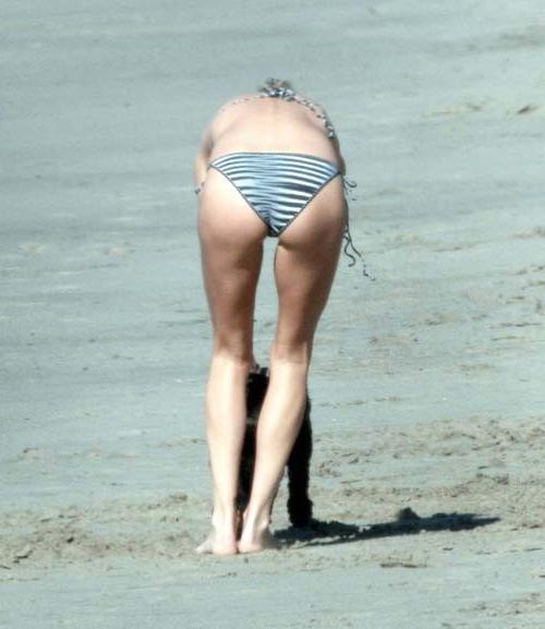 10P Charlize Theron showing their super sexy ravishing body and big tits