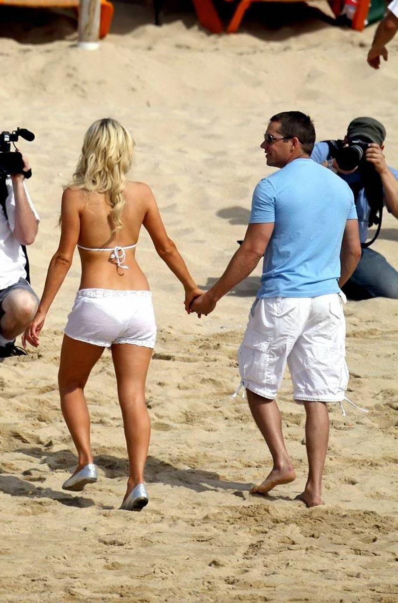 16P Paris Hilton upskirt while playing tennis
