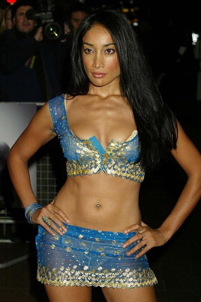 16P Sofia Hayat exposing her thong in see thru dress and ass crack paparazzi picture