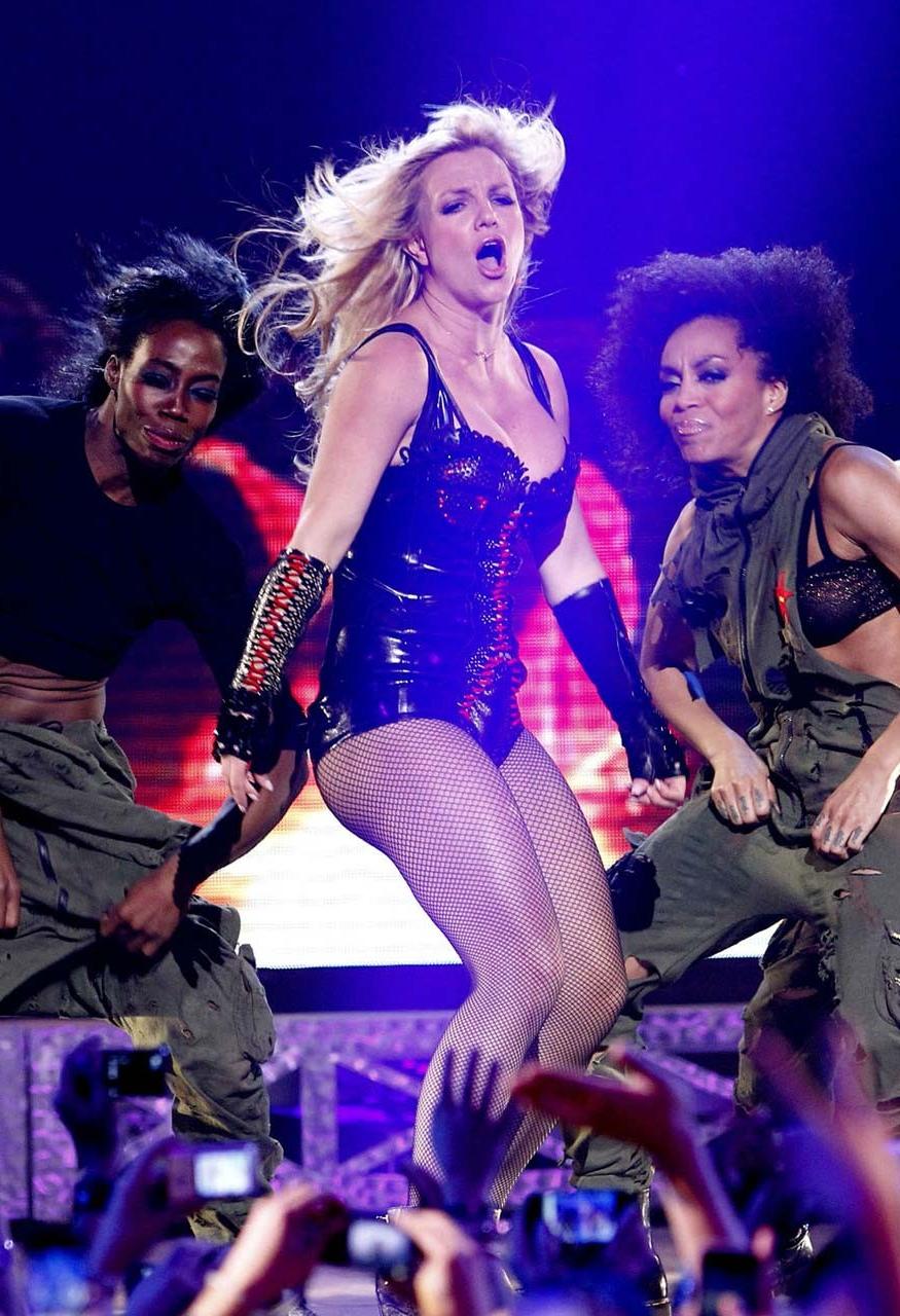 16P Britney Spears in fishnet stockings looking sexy on stage during perfomance papa