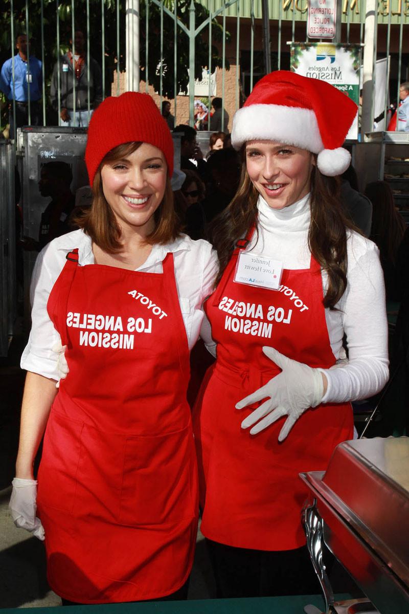 16P Alyssa Milano exposing her decent big boobs