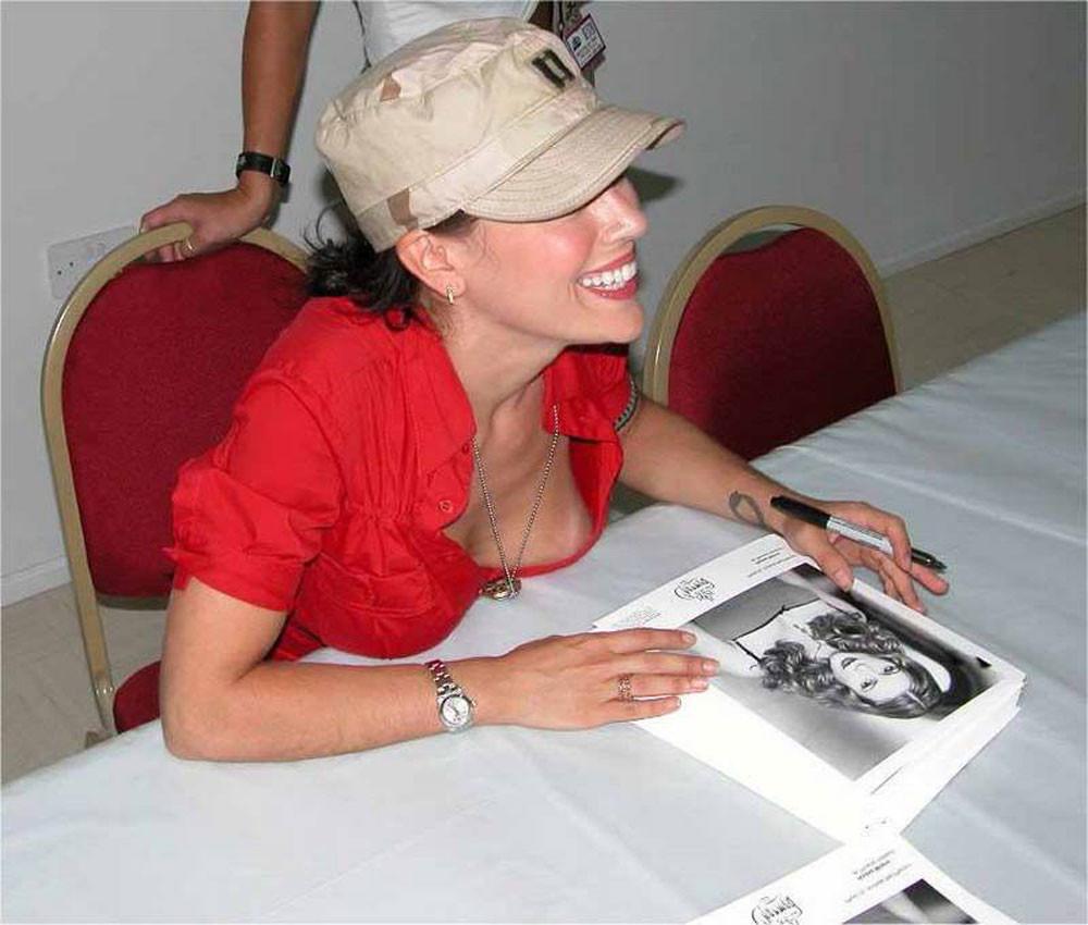 16P Alyssa Milano exposing her decent big boobs