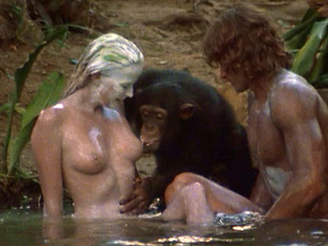 16P Bo Derek exposing her nice big boobs and hairy pussy for some photoshoot