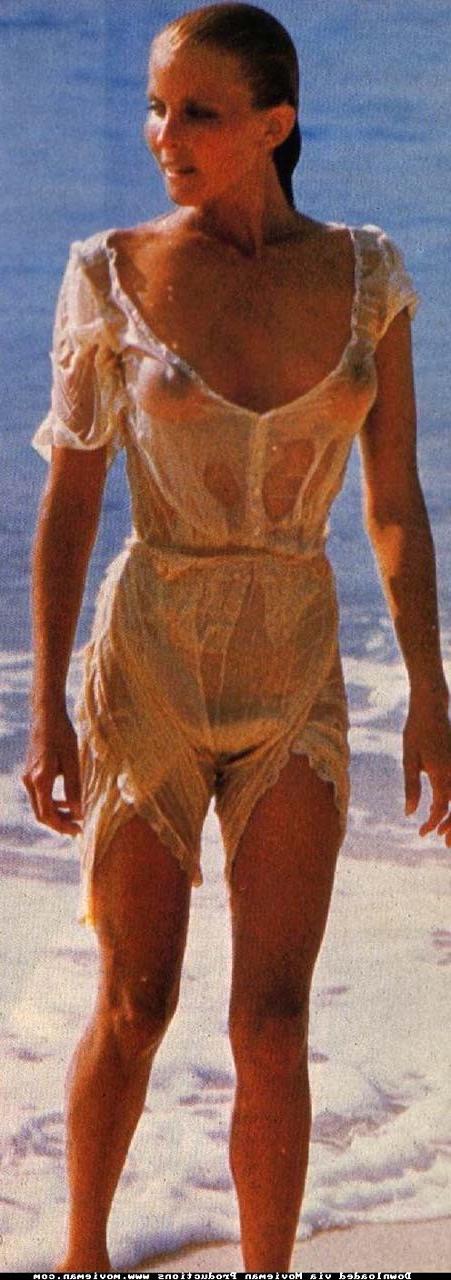 16P Bo Derek exposing her nice big boobs and hairy pussy for some photoshoot