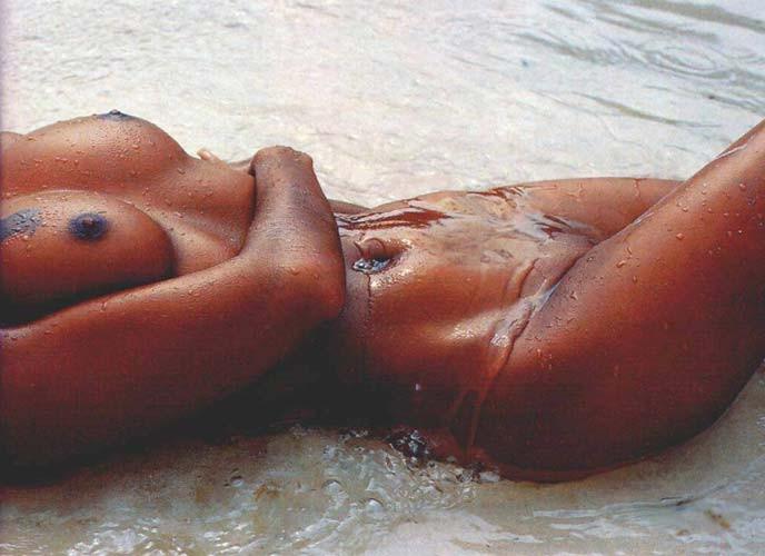 10P Judith Hildebrandt showing their super sexy ravishing body and big tits