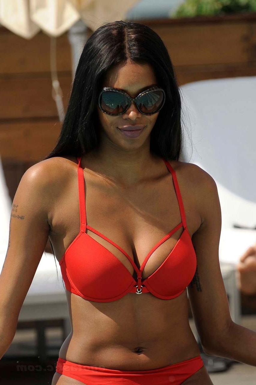 16P Jessica White exposing her great body and nice ass in red bikini thong paparazzi
