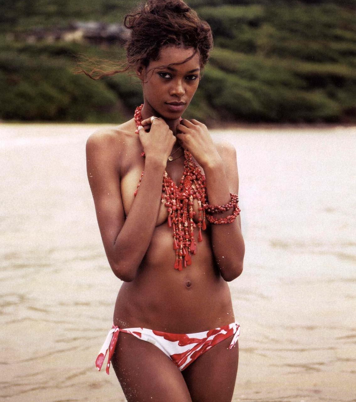 16P Jessica White exposing her great body and nice ass in red bikini thong paparazzi