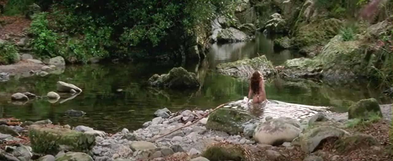 16P Natalie Portman exposing fucking sexy body and nice ass in thong