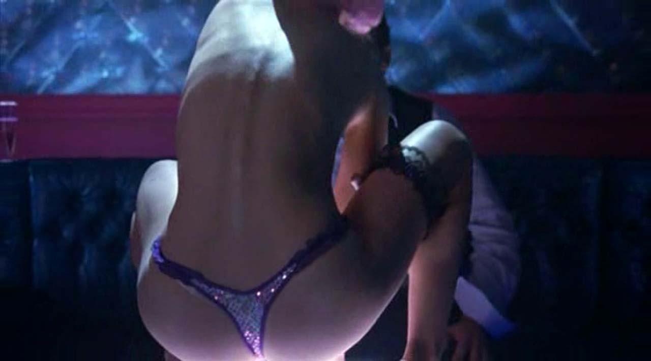 16P Natalie Portman exposing fucking sexy body and nice ass in thong