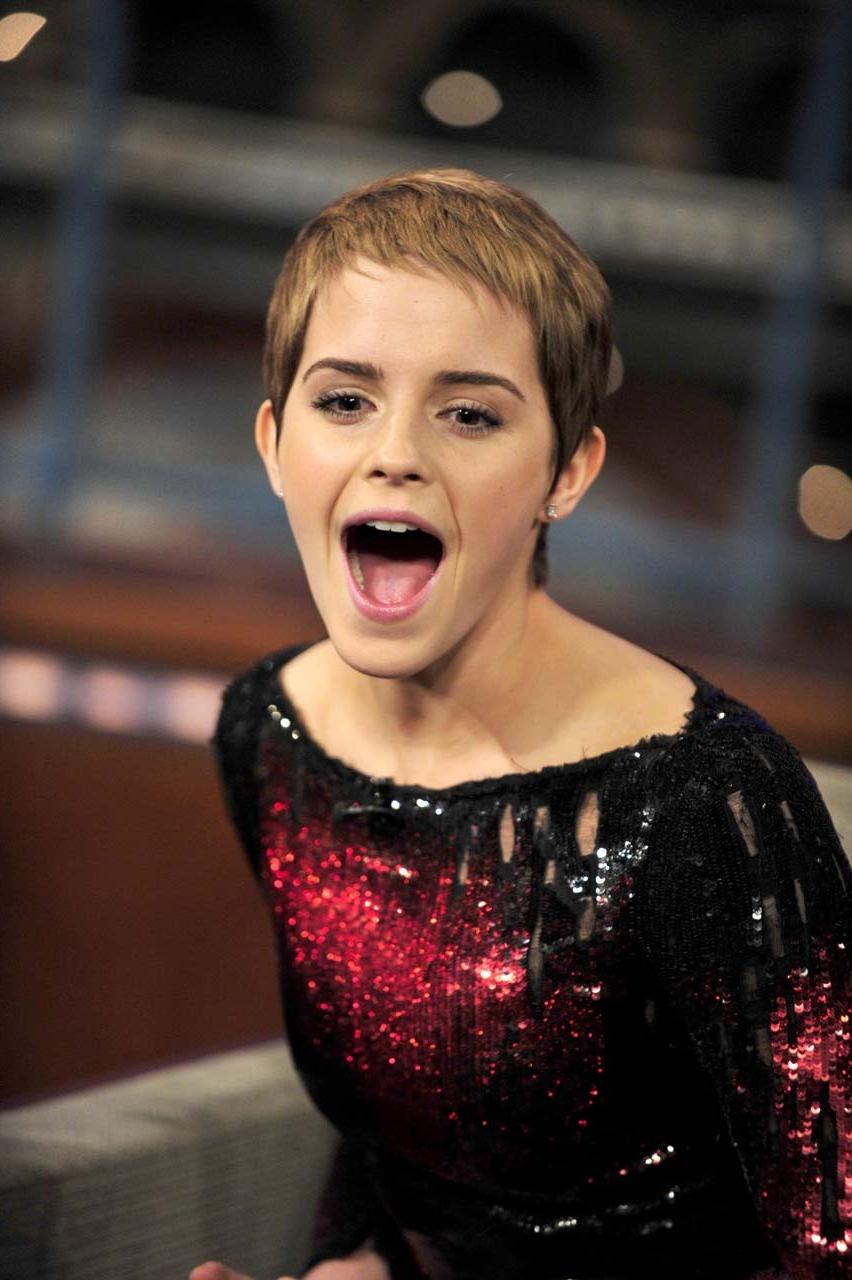 16P Emma Watson very sexy and hot upskirt and nipple slip paparazzi photos