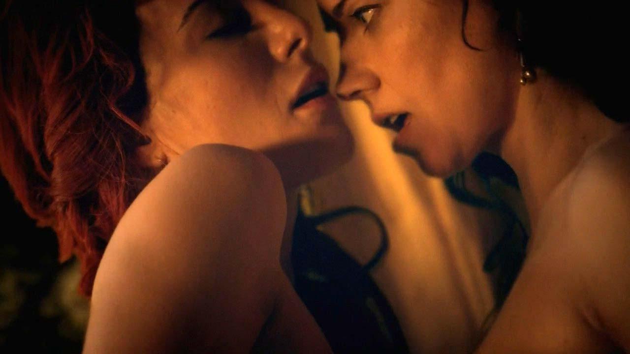 10P Lucy Lawless exposing her nice big boobs and lesbian sex scene from her movie