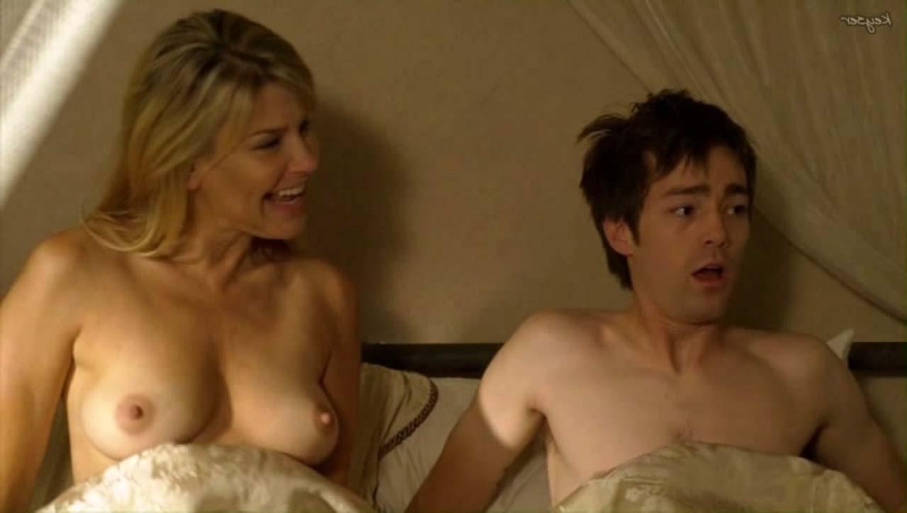 10P Amy Lindsay showing her nice big boobs and fucking hard in nude movie scenes