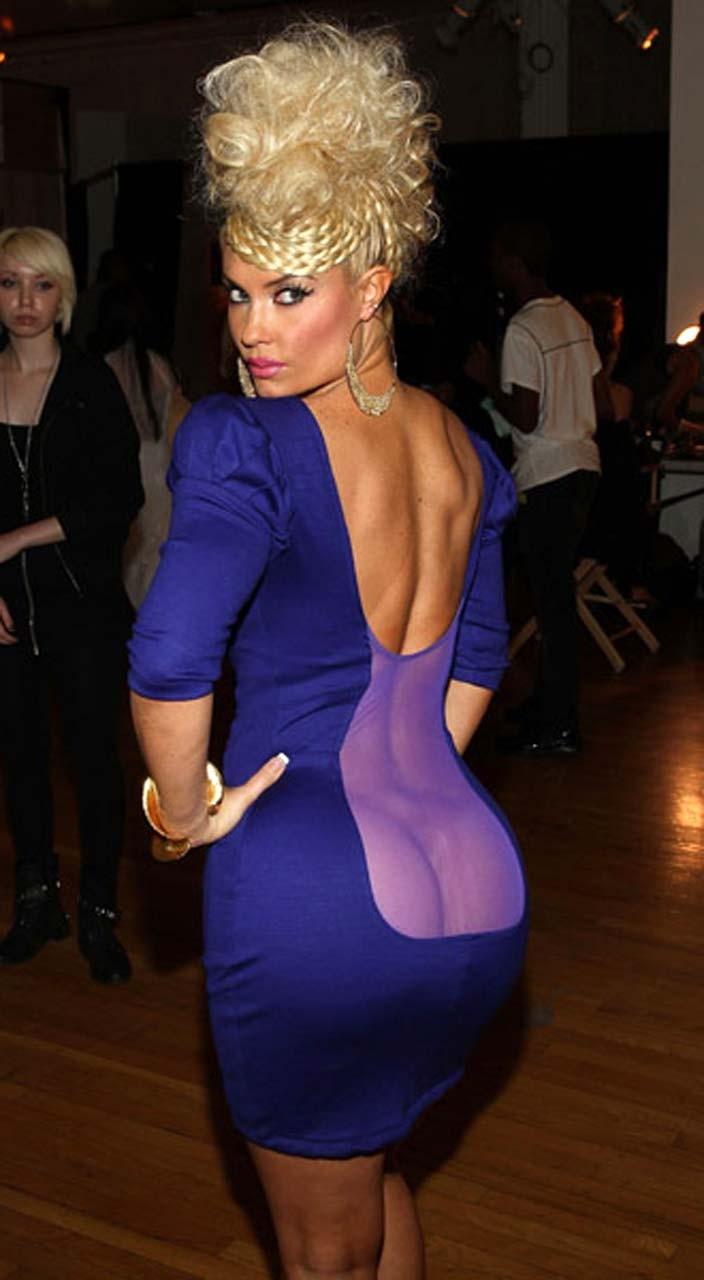 10P Nicole Coco Austin showing her nice big tits and her great body in sexy outfit