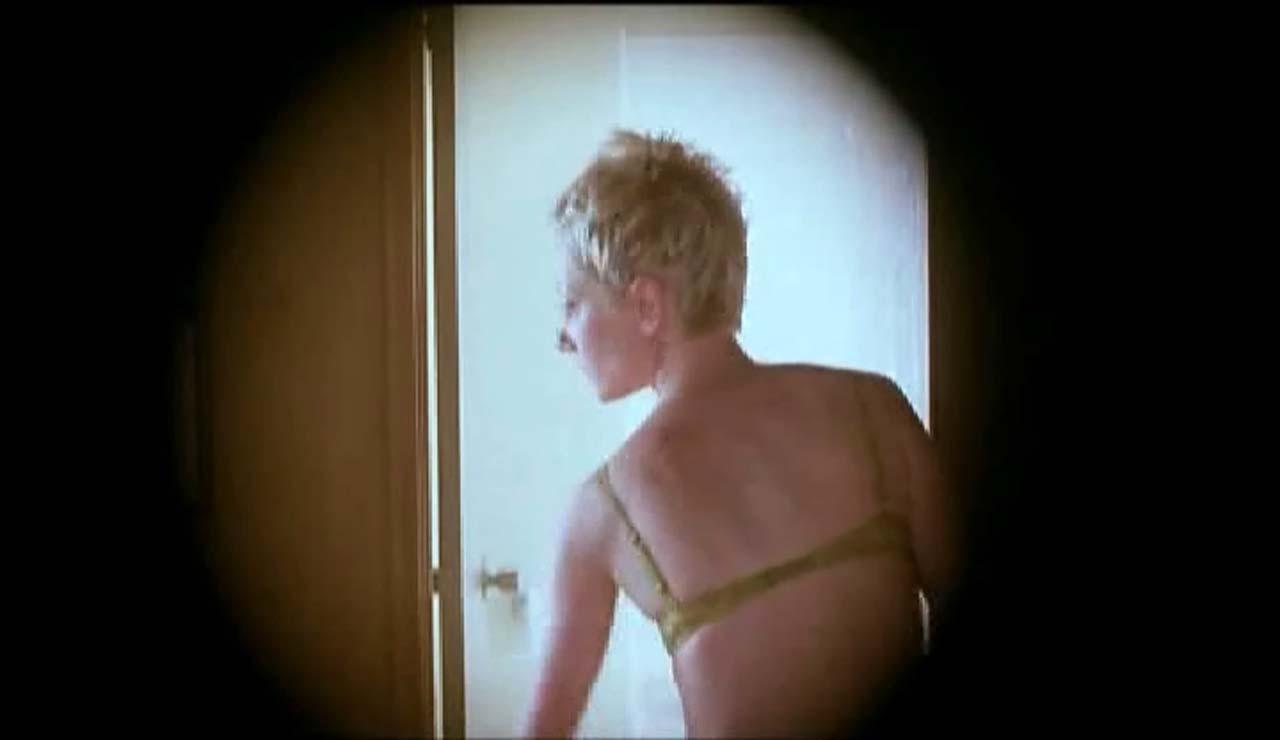 10P Anne Heche exposing her nice big boobs and fucking hard in nude movie scenes