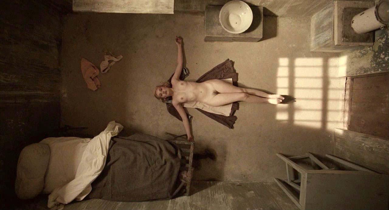 10P Deborah Francois exposing her nice big boobs and fucking hard