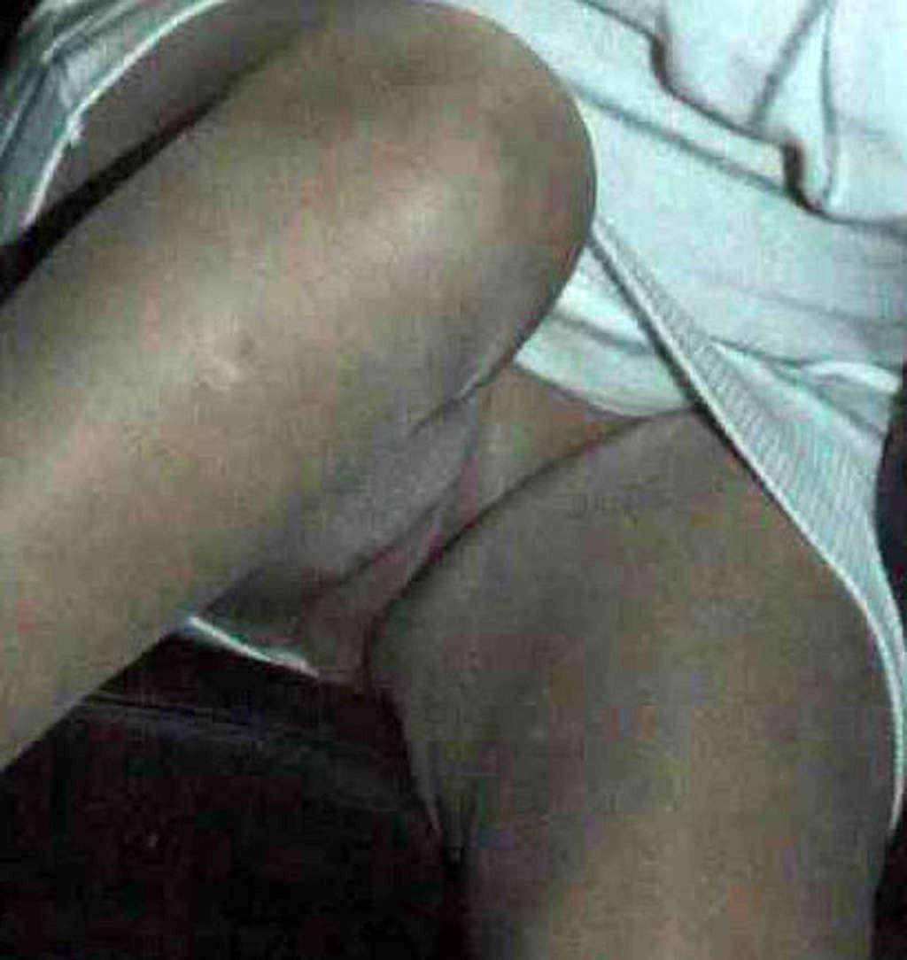 16P Christina Aguilera very sexy and hot upskirt and nipple slip photos